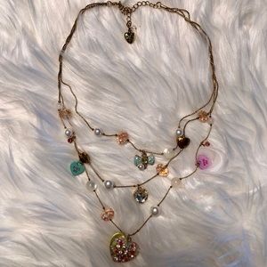 💜Betsy Johnson Sweethearts Charm Necklace💜